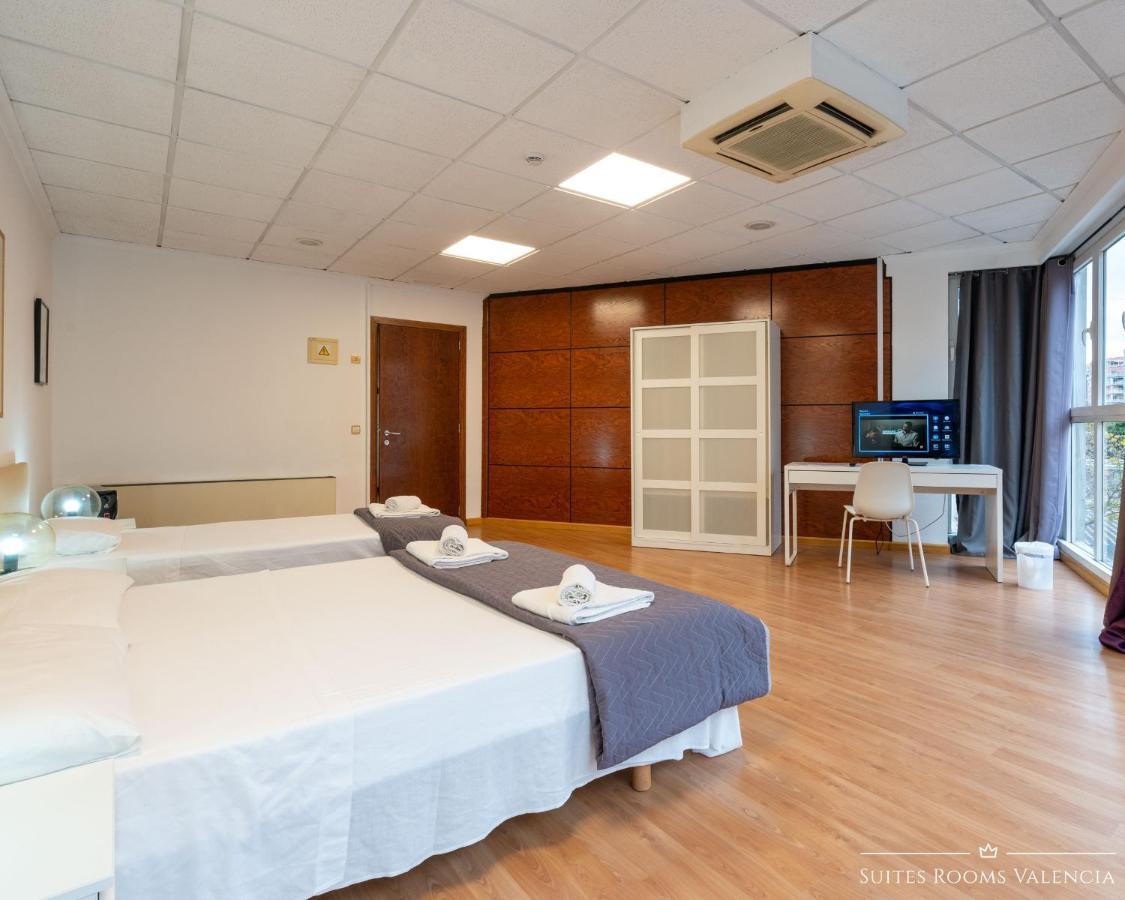 Gasthuis Suites Rooms Valencia 2*